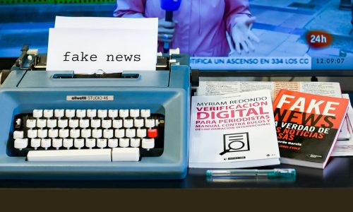 fake-news fake-news